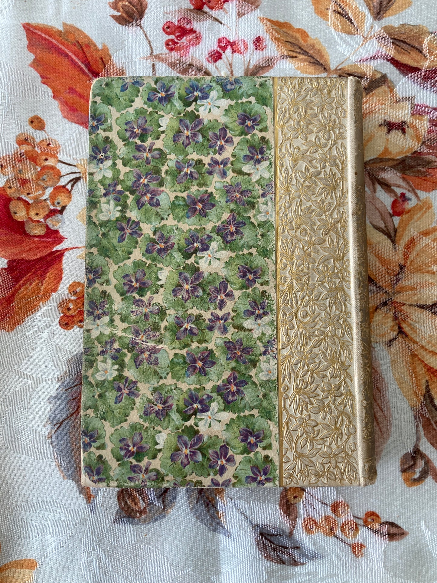 Scott, Sir Walter: The Lady of the Lake (T.Y. Crowell & Co., 1888)