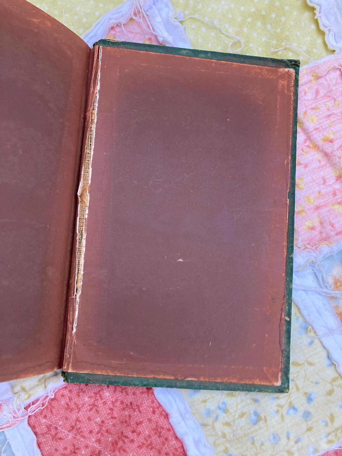 Milton, John: Poetical Works (American News Company, circa 1870s)