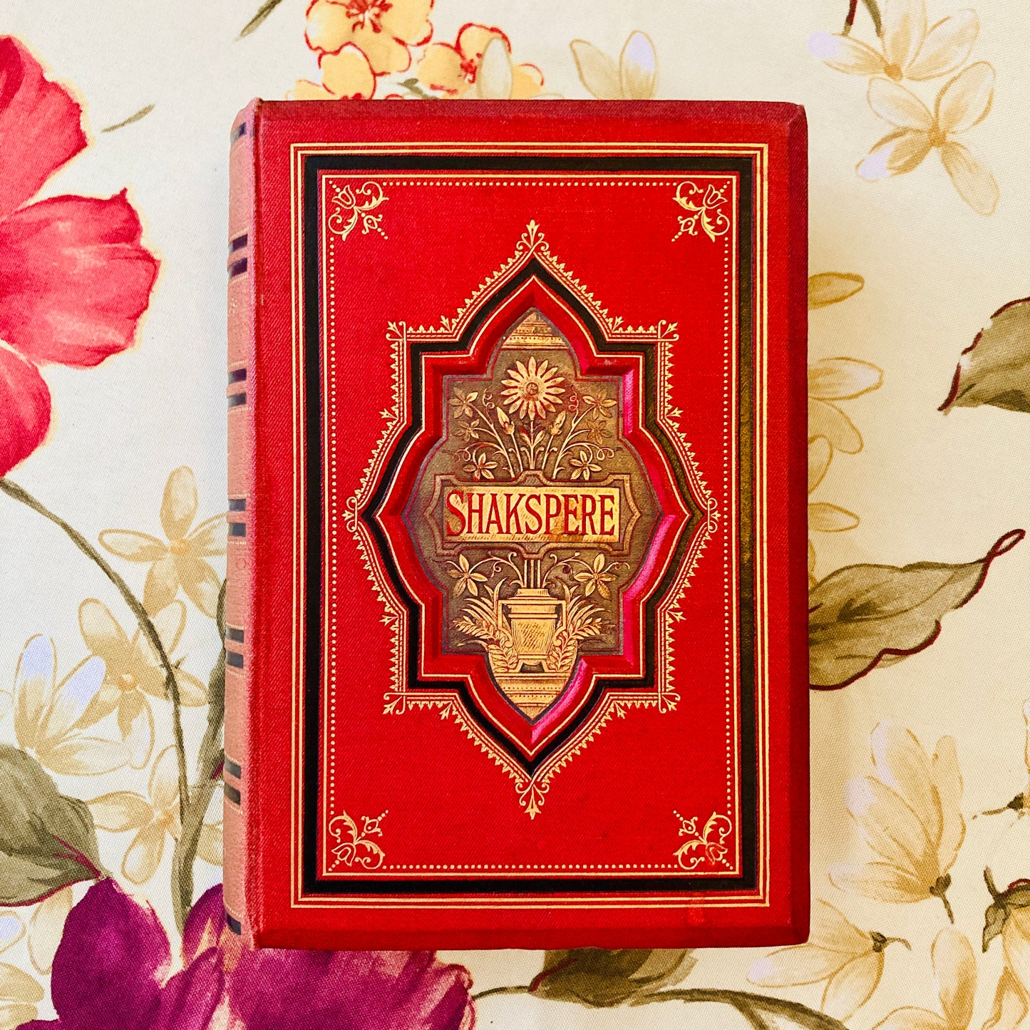 Knight, Charles (ed.): The Works of William Shakespeare (Wm. Collins, Sons, & Co., Ltd., London & Glasgow, circa 1880)