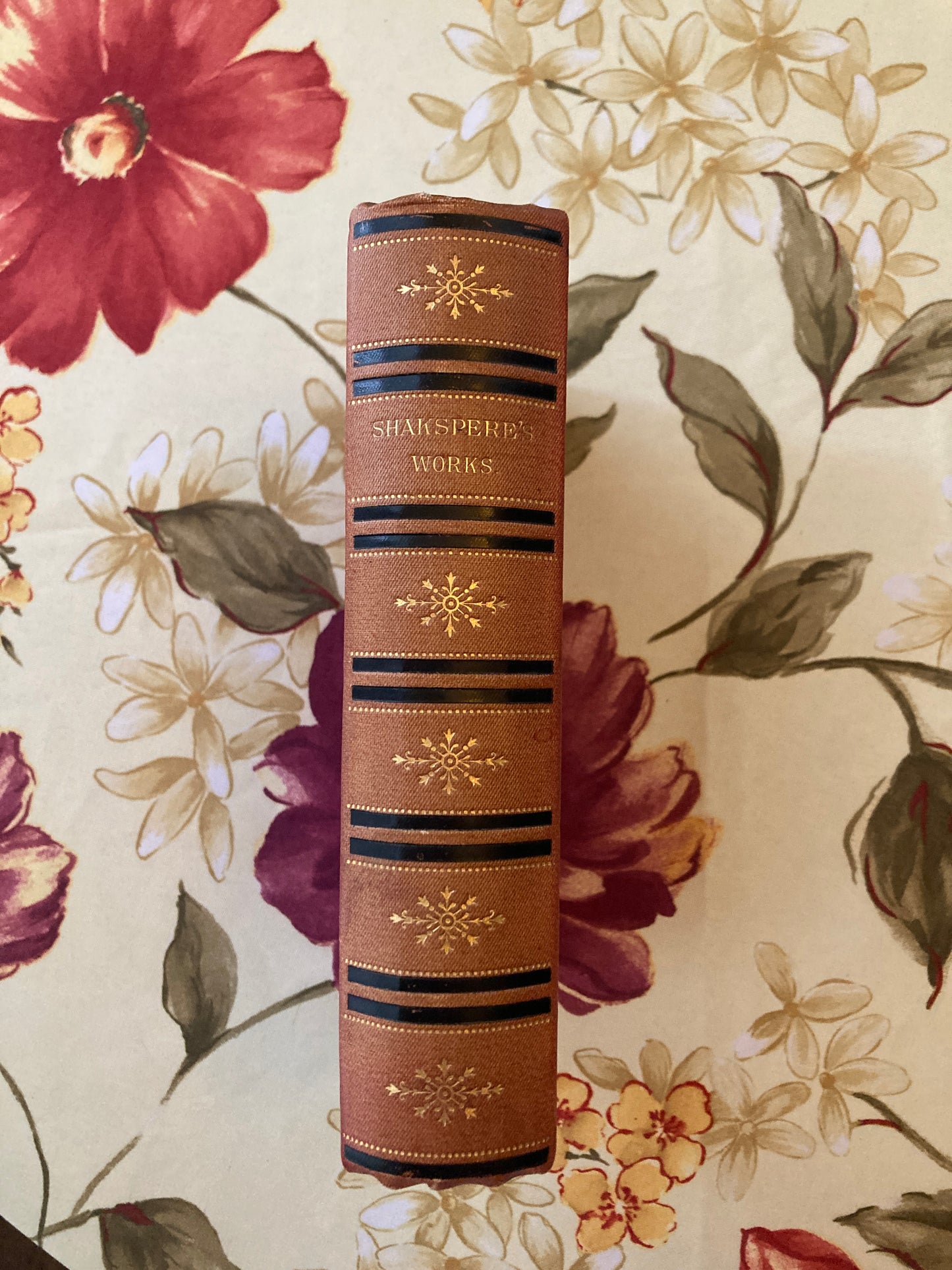 Knight, Charles (ed.): The Works of William Shakespeare (Wm. Collins, Sons, & Co., Ltd., London & Glasgow, circa 1880)