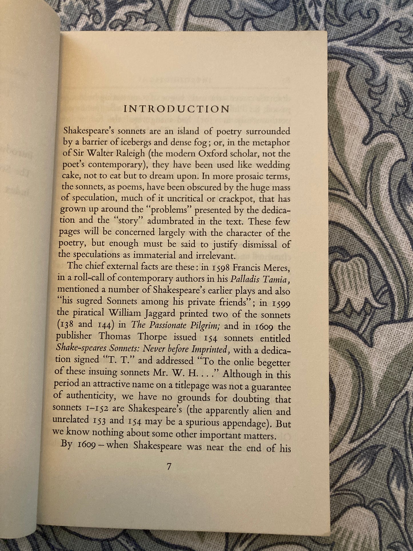 [THE PELICAN SHAKESPEARE, FIRST EDITION] Shakespeare, William: Shakespeare's Sonnets (Penguin Books, 1961)