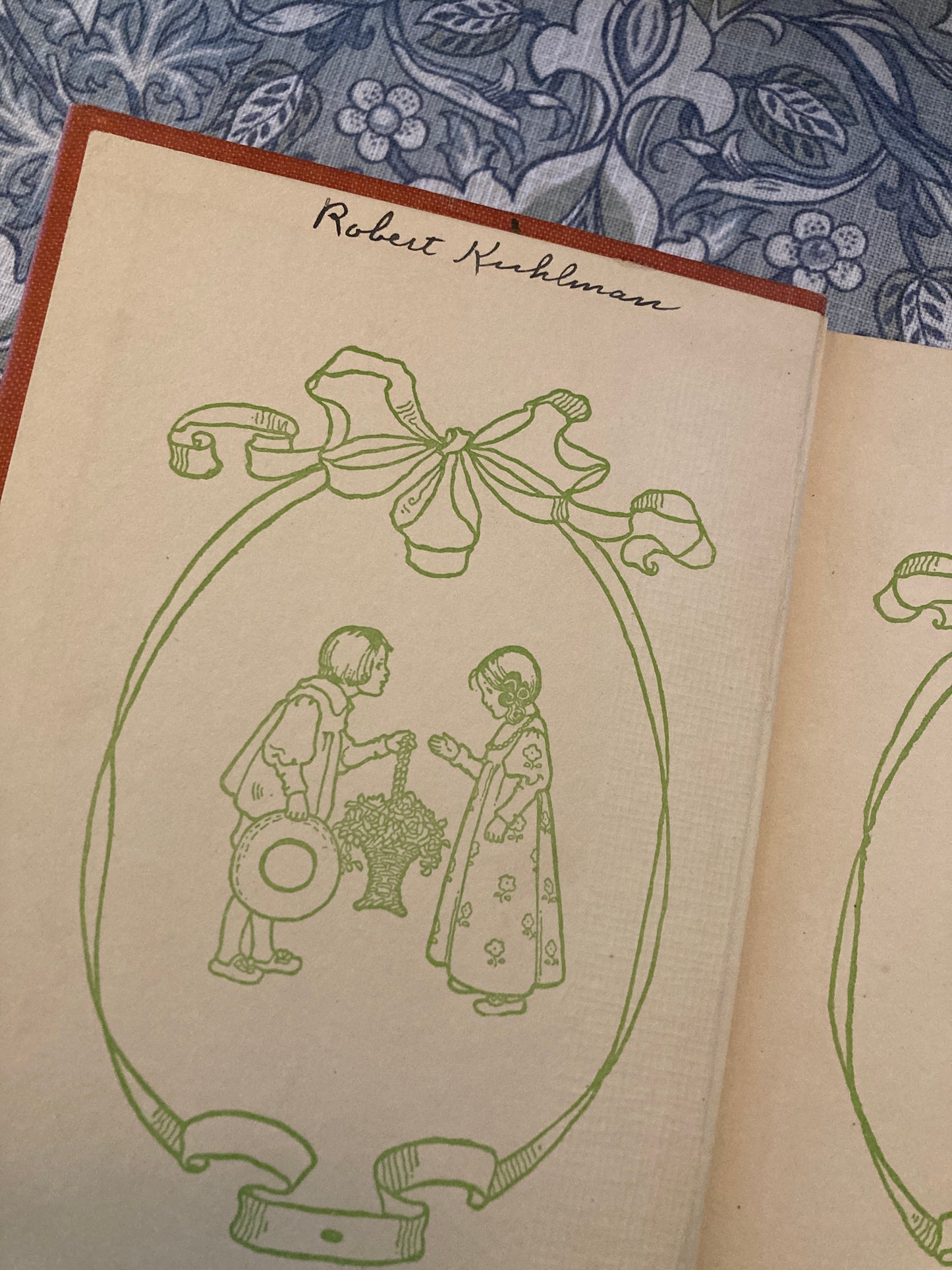 Stevenson, Robert Louis: A Child's Garden of Verses (Henry Altemus Company)