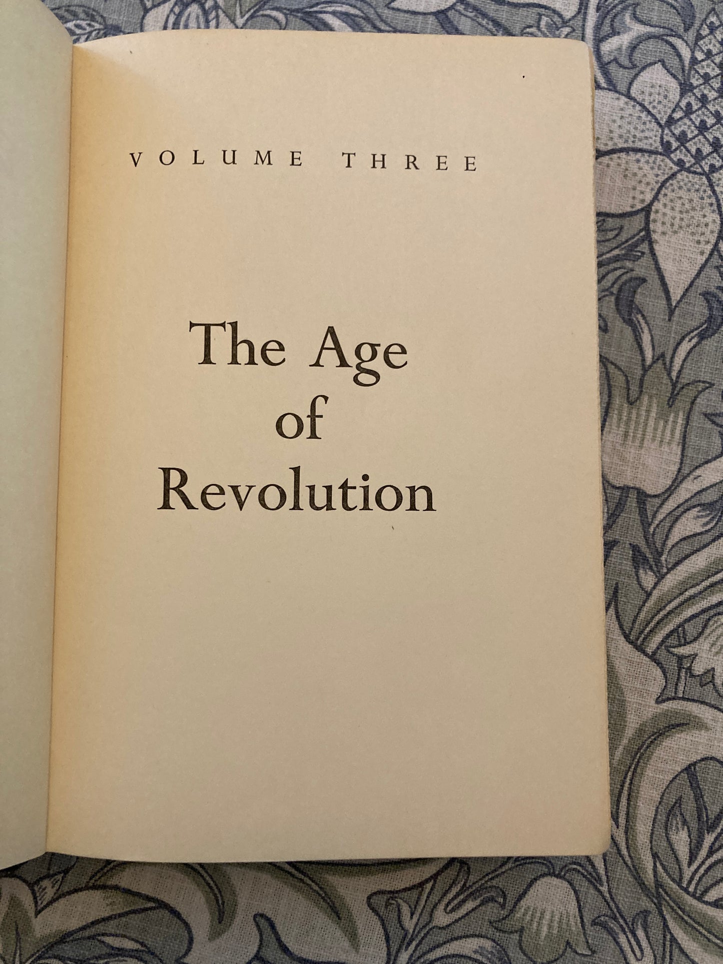 [FIRST EDITION] Churchill, Winston S.: The Age of Revolution (Dodd, Mead and Company, New York, 1957)